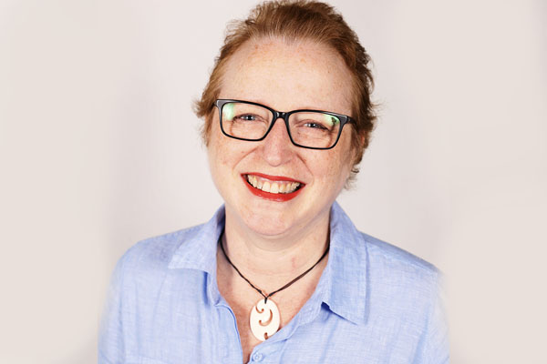 Dr Fiona Chatteur